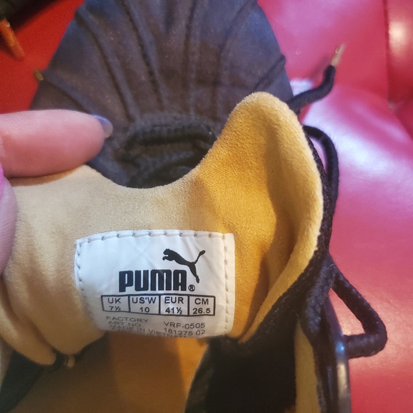 Shoes - Picture 5 of 5